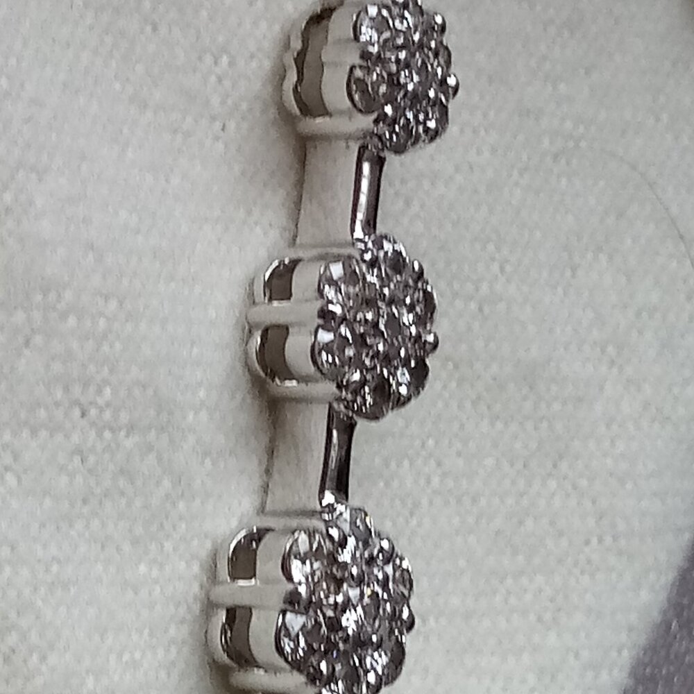 Gorgeous solid 18K White Gold Diamond pave slide pendant